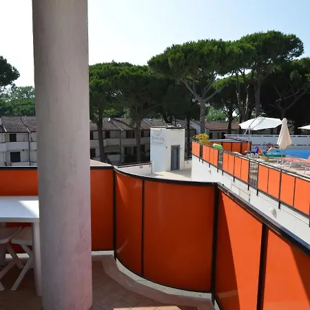 Modern In Lido Degli Estensi With Swimming Pool Appartamento *