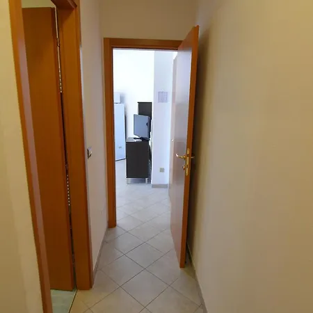 Apartment Modern Apartment In Lido Degli Estensi With Swimming Pool *