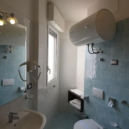 Apartment Modern Apartment In Lido Degli Estensi With Swimming Pool *